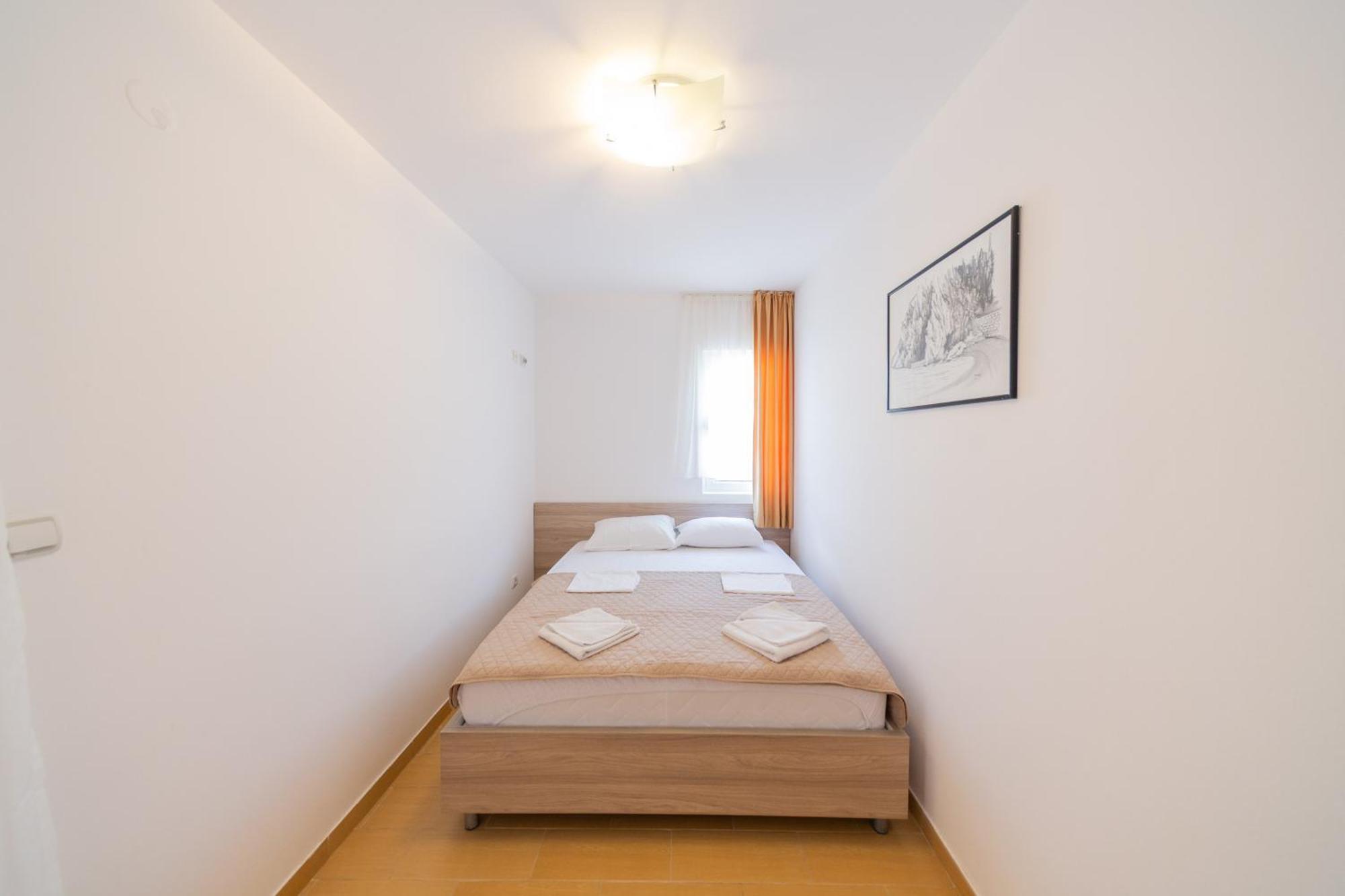 Azzuro Apartments Budua Esterno foto