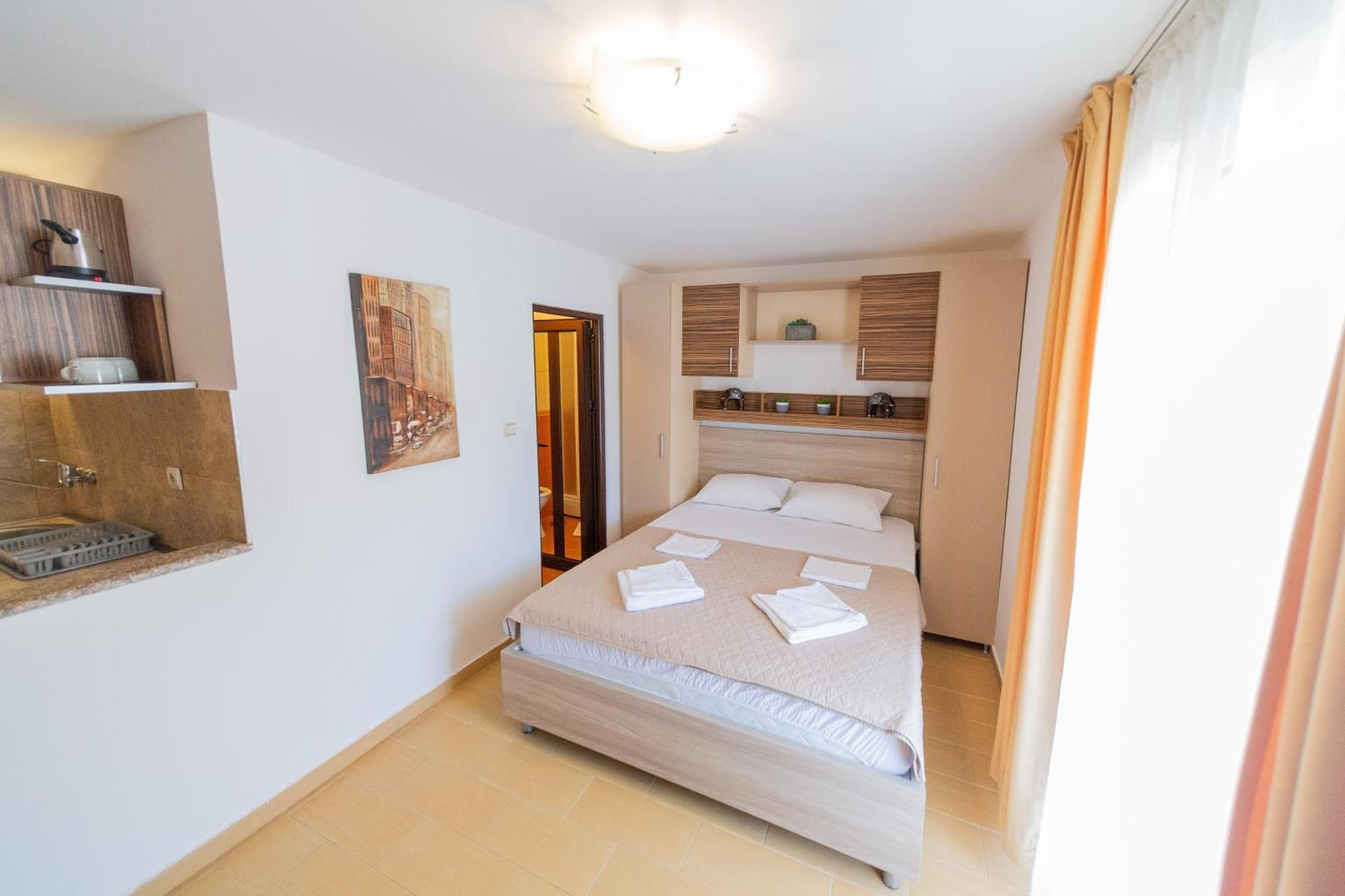 Azzuro Apartments Budua Esterno foto