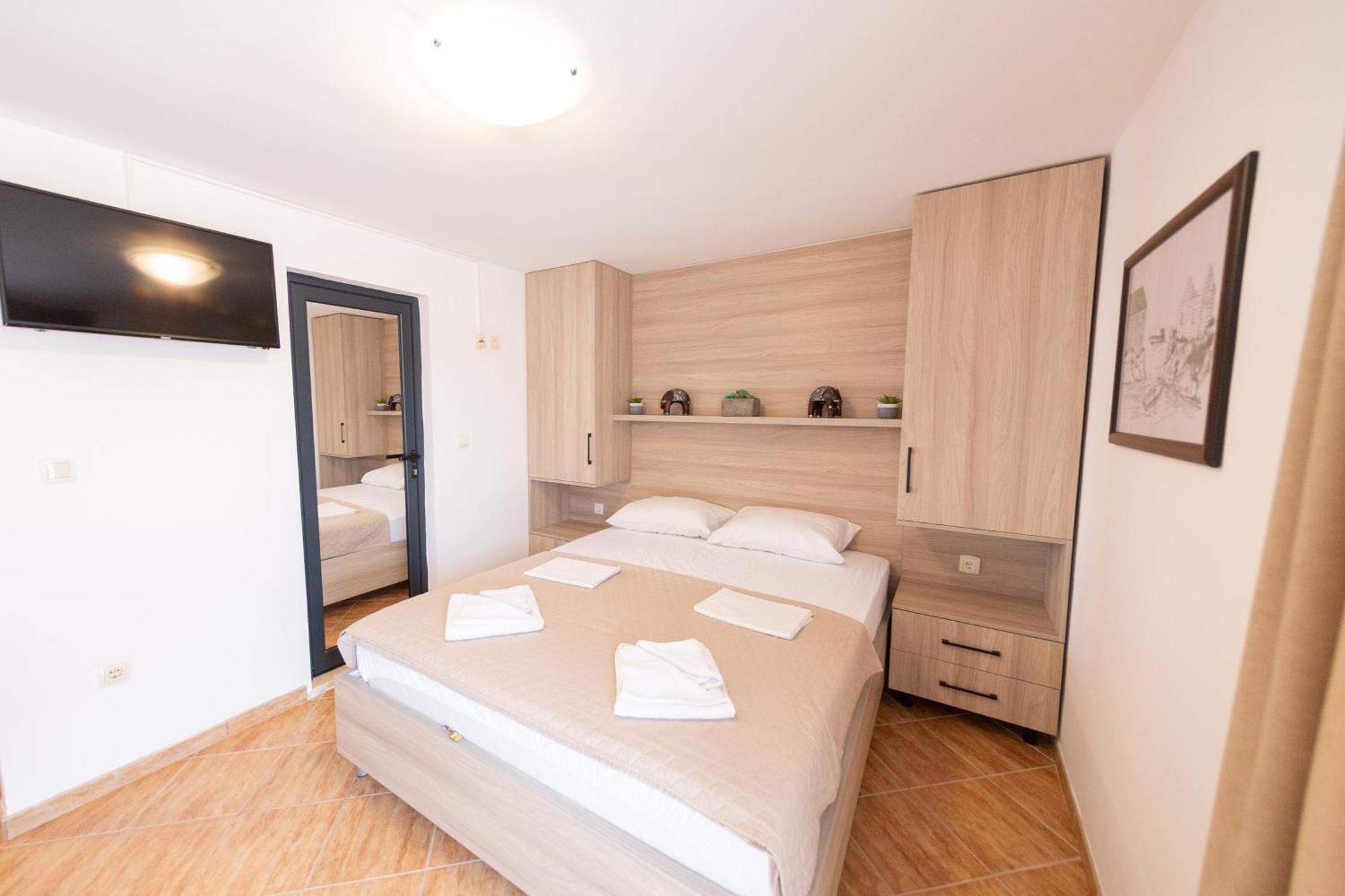 Azzuro Apartments Budua Esterno foto
