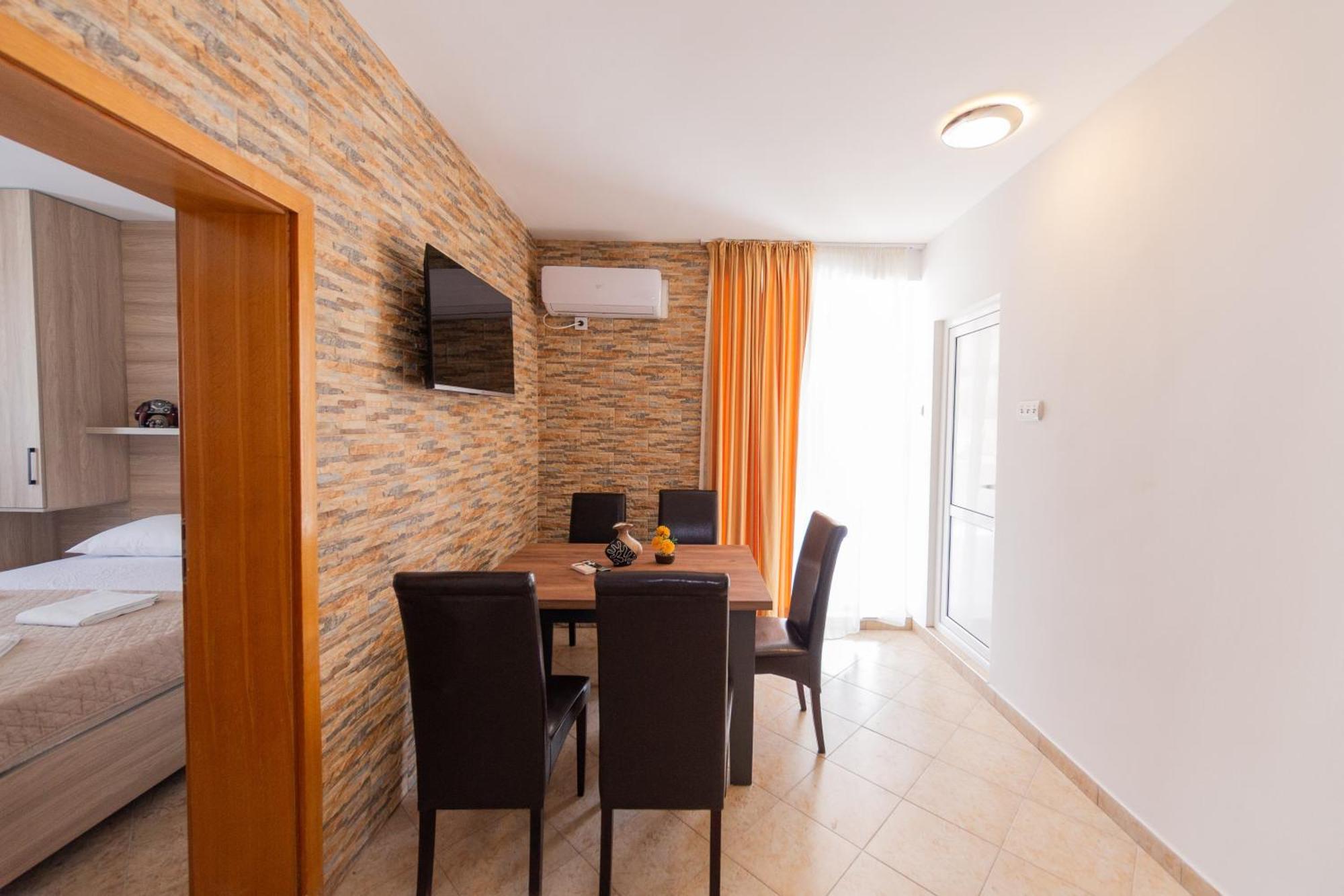 Azzuro Apartments Budua Esterno foto