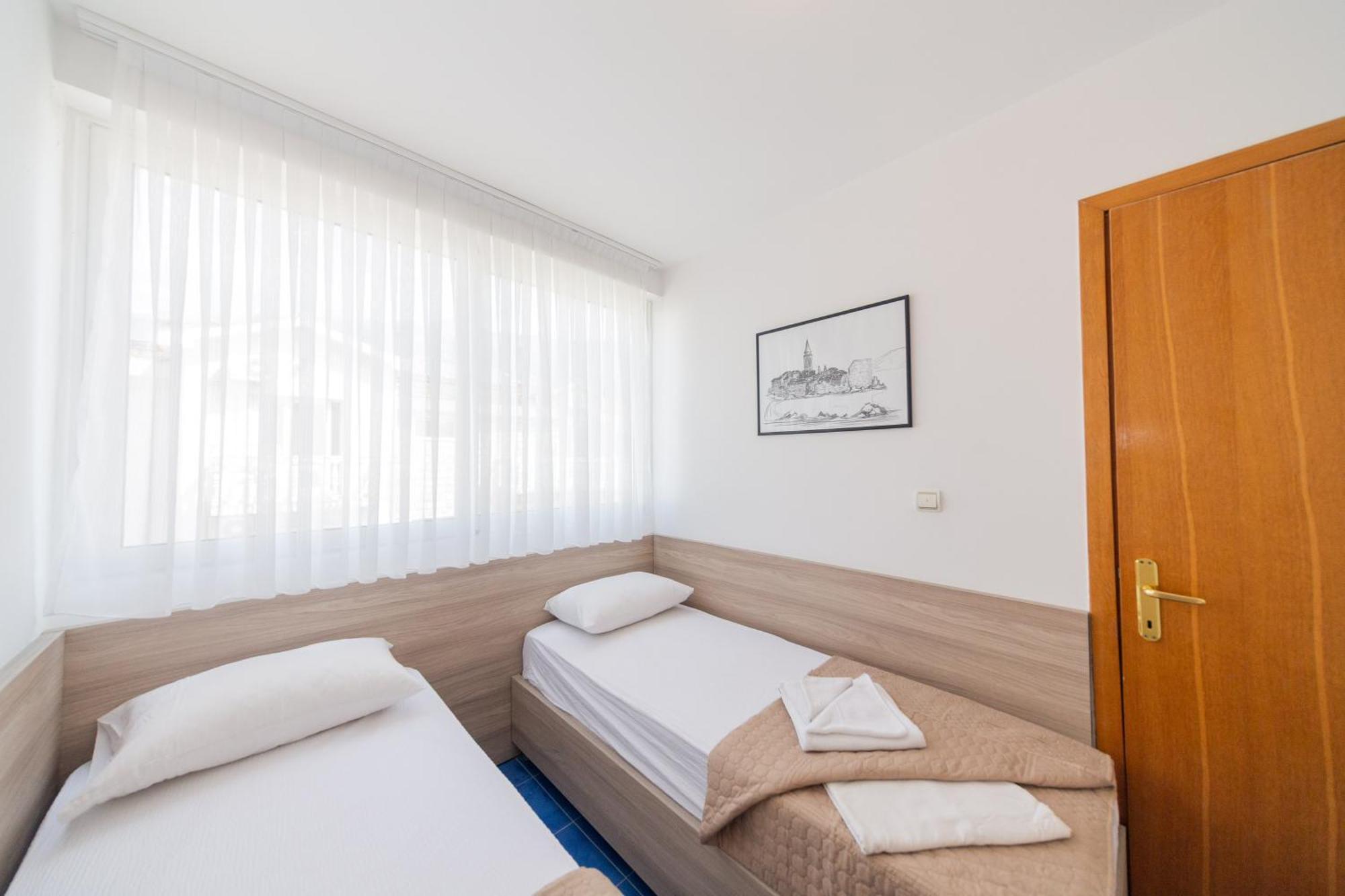 Azzuro Apartments Budua Esterno foto