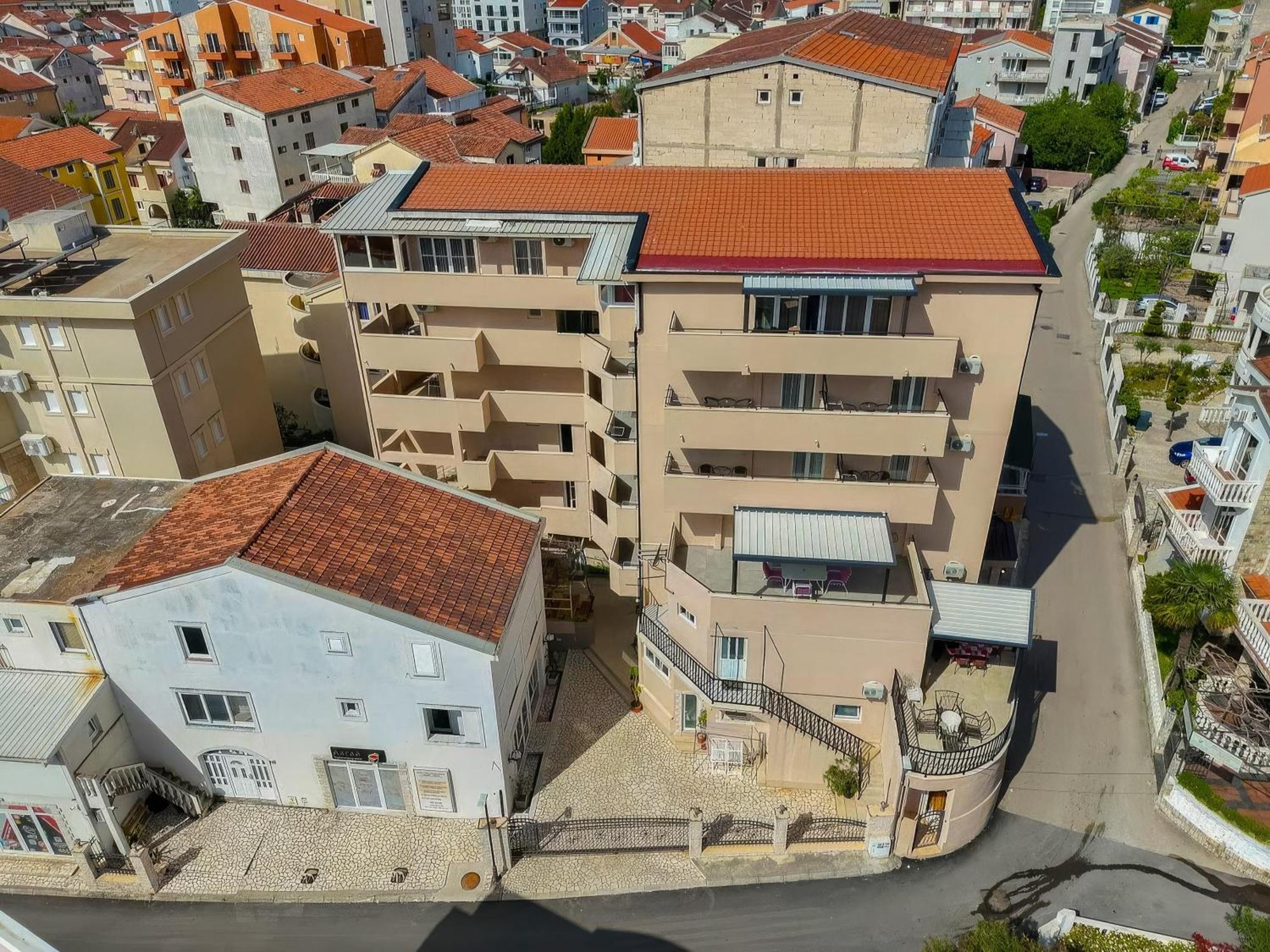 Azzuro Apartments Budua Esterno foto