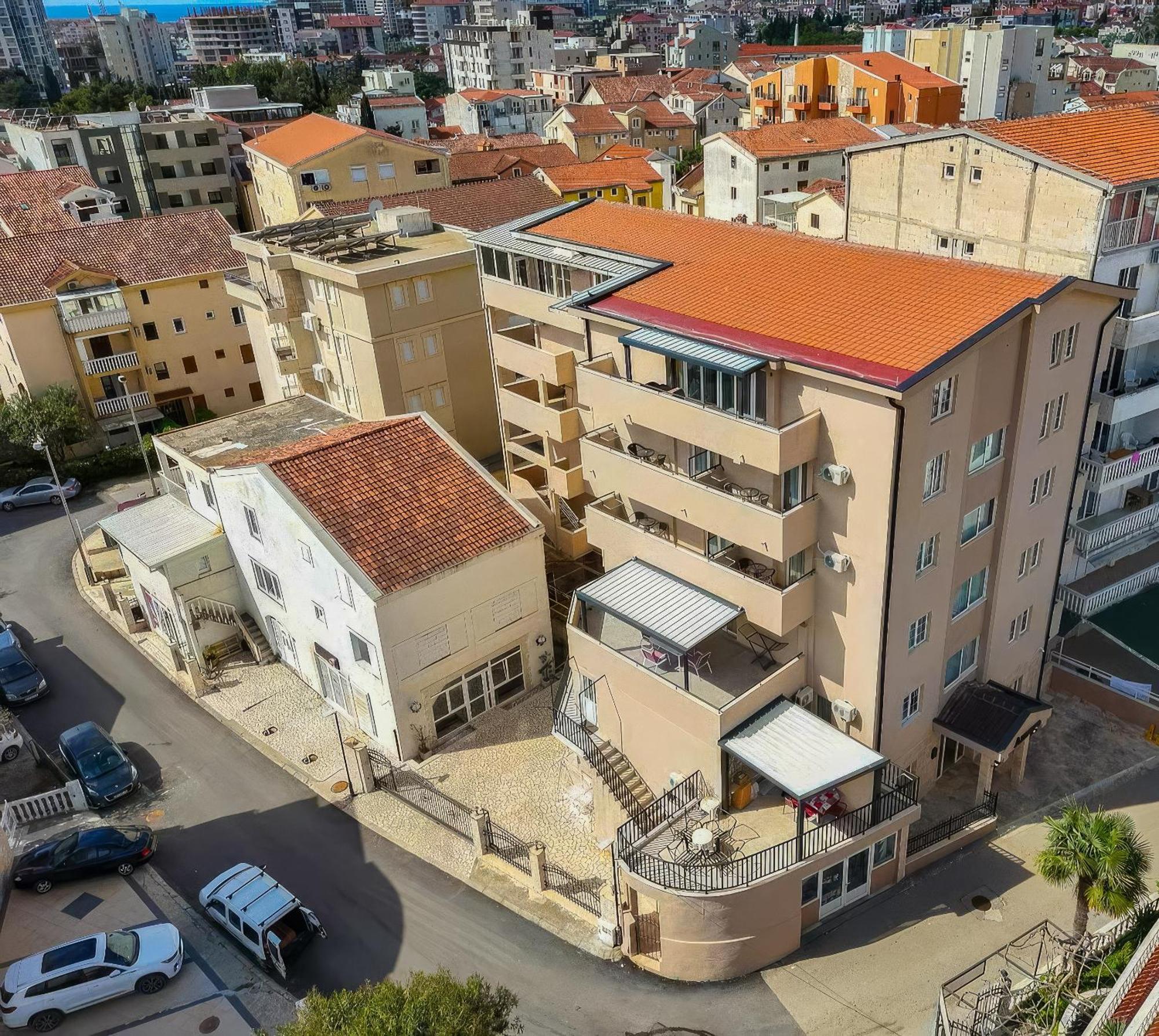 Azzuro Apartments Budua Esterno foto